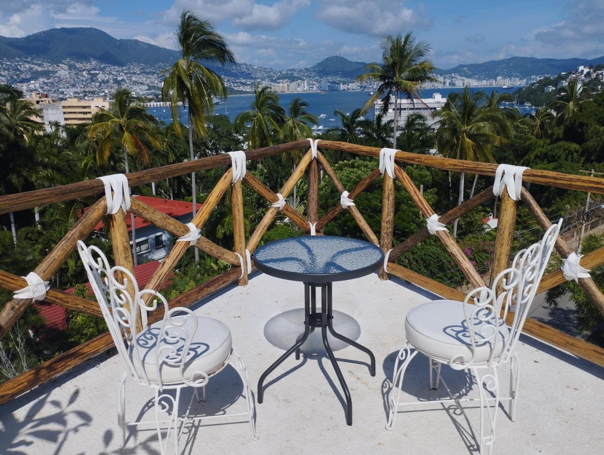 Casa Breizh Hotel Acapulco Exterior photo